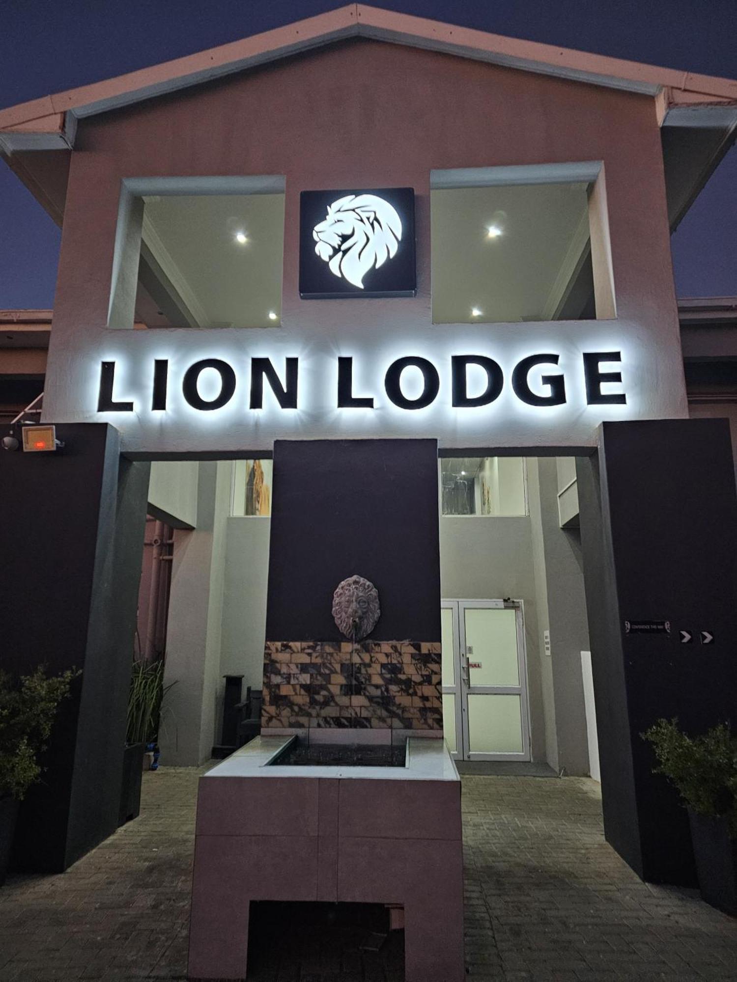 Lion Lodge بلومفونتين المظهر الخارجي الصورة